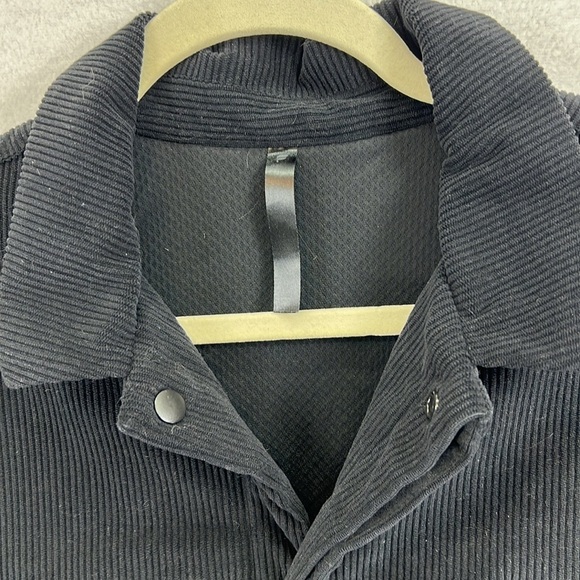 Fabletics Club Cord Shirt Jacket Men’s Size M Black Snap Front - Picture 2 of 13